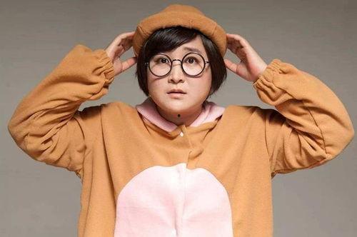 娱乐圈摆烂吃瓜郁可可,娱乐圈摆烂吃瓜,揭秘明星幕后生活